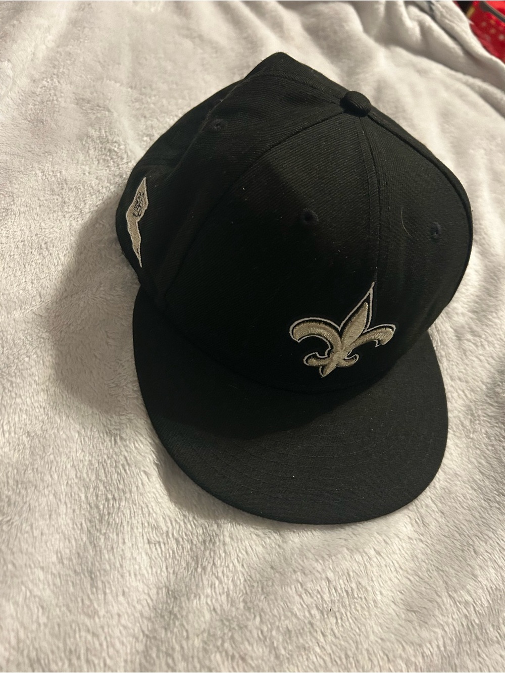 New Era Black Fleur-de-Lis Fitted Baseball Cap